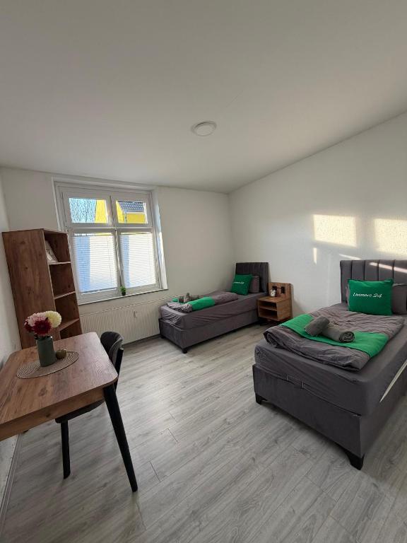 Schlafzimmer mit 2 Einzelbetten
